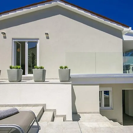 Aurora Ferienhaus Crveni Vrh